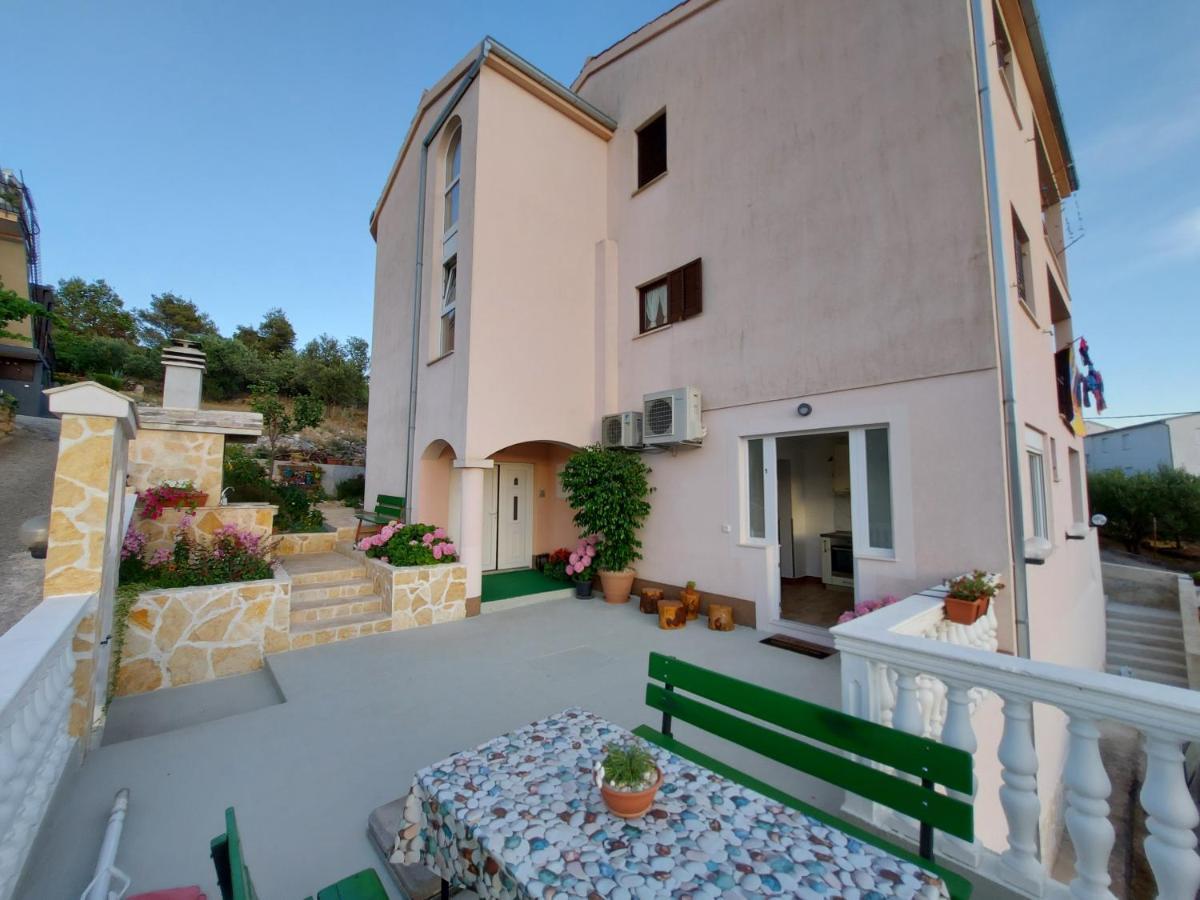 Apartments Gracia & Toni Trogir Eksteriør billede