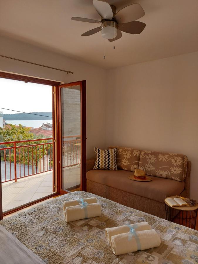 Apartments Gracia & Toni Trogir Eksteriør billede