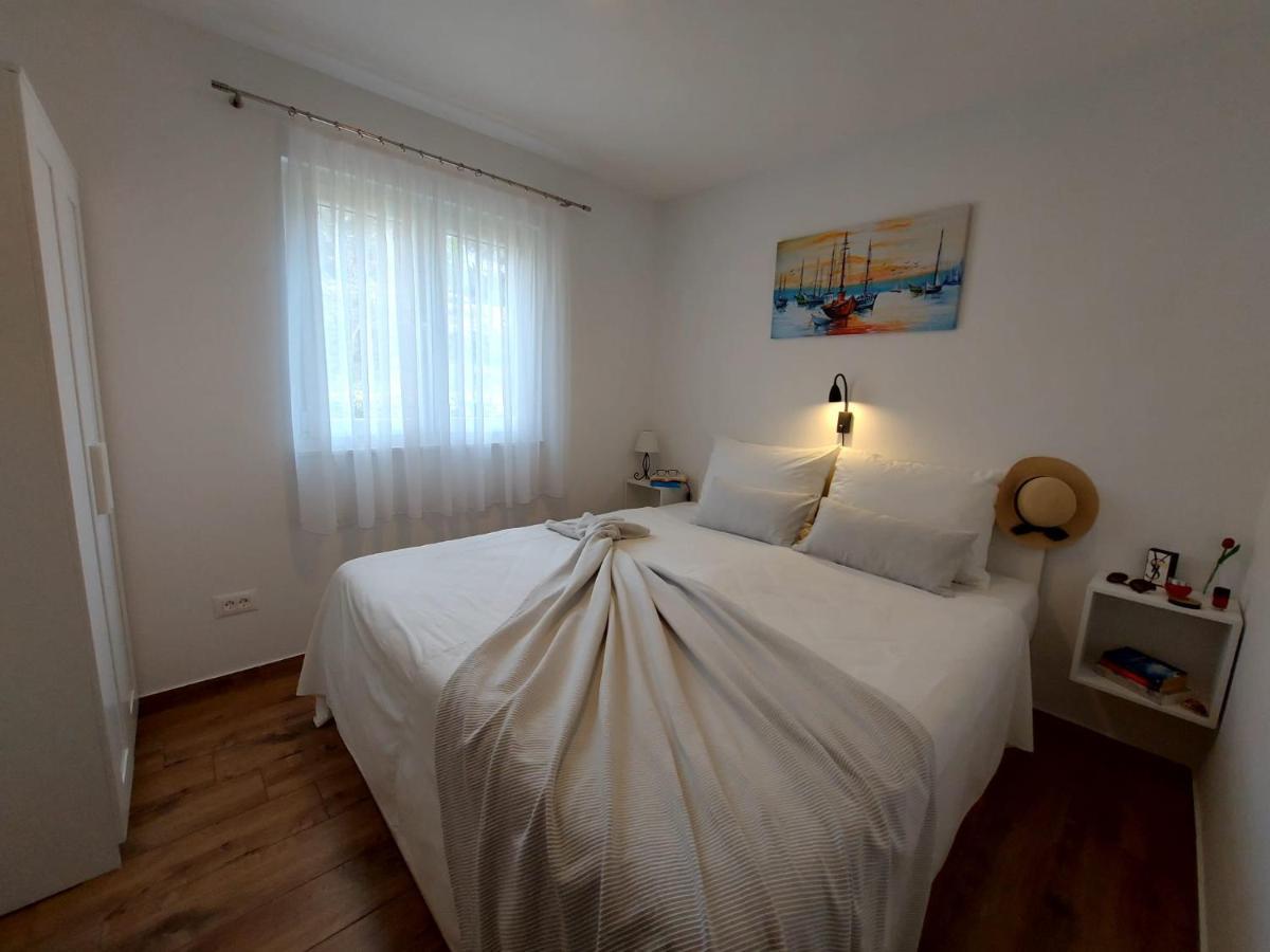 Apartments Gracia & Toni Trogir Eksteriør billede