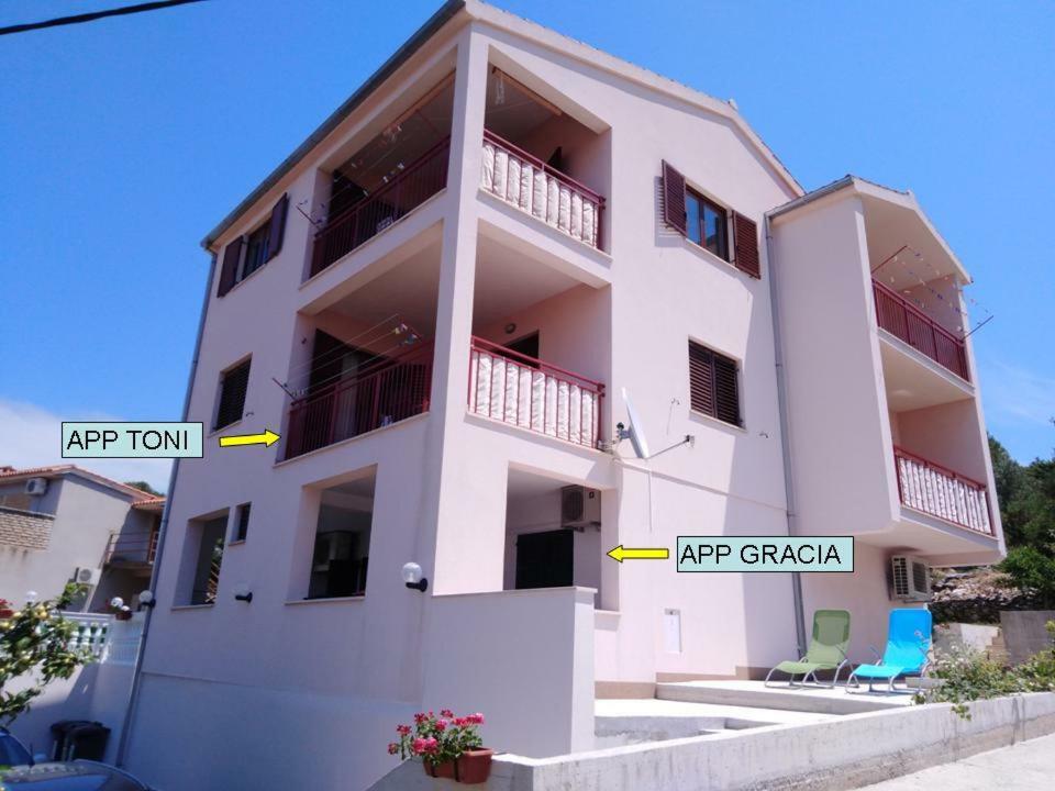 Apartments Gracia & Toni Trogir Eksteriør billede